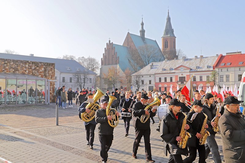 Obchodów Święta Niepodległości ciąg dalszy